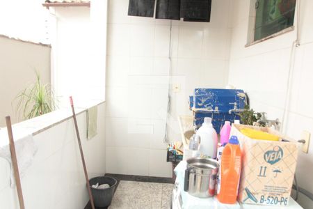 Casa à venda com 238m², 3 quartos e 3 vagasÁrea de Serviço