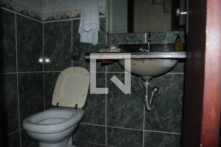 Casa à venda com 238m², 3 quartos e 3 vagasBanheiro