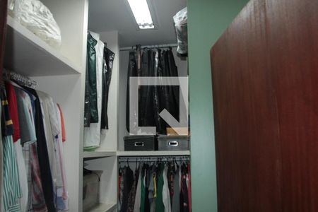 Casa à venda com 238m², 3 quartos e 3 vagasQuarto 3