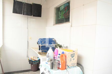 Casa à venda com 238m², 3 quartos e 3 vagasÁrea de Serviço