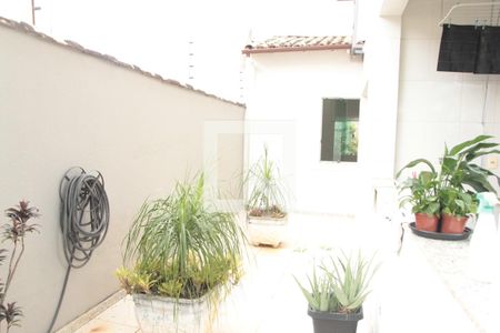 Casa à venda com 238m², 3 quartos e 3 vagasÁrea Externa