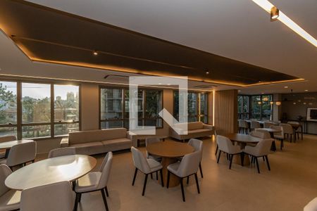 Apartamento à venda com 125m², 3 quartos e 2 vagas Apartamento à venda com 125m², 3 quartos e 2 vagasÁrea comum - Salão de festas