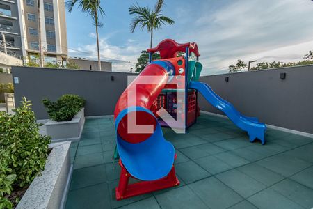 Apartamento à venda com 125m², 3 quartos e 2 vagas Apartamento à venda com 125m², 3 quartos e 2 vagasÁrea comum - Playground