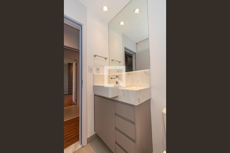 Apartamento à venda com 125m², 3 quartos e 2 vagas Apartamento à venda com 125m², 3 quartos e 2 vagasBanheiro da Suíte 2