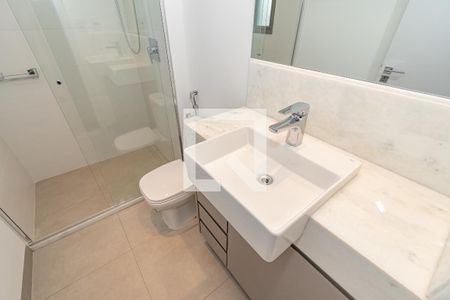 Apartamento à venda com 125m², 3 quartos e 2 vagas Apartamento à venda com 125m², 3 quartos e 2 vagasDetalhe Banheiro da Suíte 1