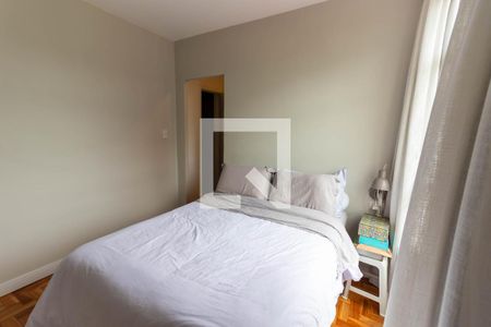 Apartamento à venda com 70m², 2 quartos e 1 vaga Apartamento à venda com 70m², 2 quartos e 1 vagaSuíte