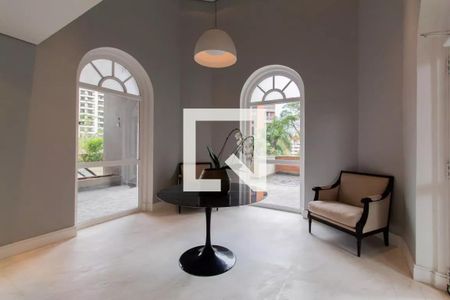 Apartamento à venda com 257m², 3 quartos e 4 vagas Apartamento à venda com 257m², 3 quartos e 4 vagasHall social