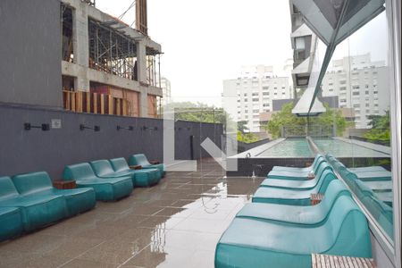 Apartamento à venda com 38m², 1 quarto e sem vagaPiscina