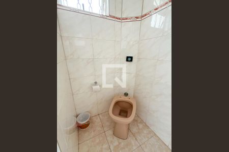 Casa à venda com 90m², 3 quartos e 2 vagas Casa à venda com 90m², 3 quartos e 2 vagasLavabo