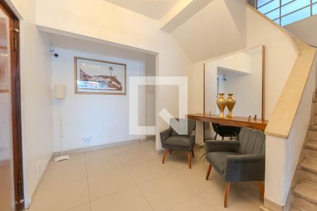 Apartamento para alugar com 80m², 2 quartos e sem vagaHall de entrada