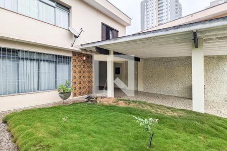 Casa à venda com 265m², 4 quartos e 4 vagas Casa à venda com 265m², 4 quartos e 4 vagasJardim