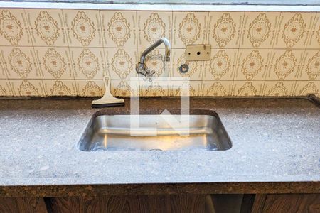 Casa à venda com 265m², 4 quartos e 4 vagas Casa à venda com 265m², 4 quartos e 4 vagasCozinha