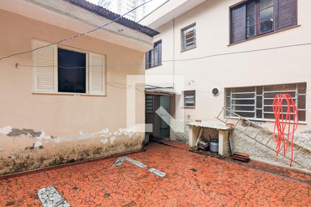 Casa à venda com 265m², 4 quartos e 4 vagas Casa à venda com 265m², 4 quartos e 4 vagasQuintal