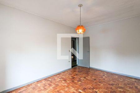 Casa à venda com 265m², 4 quartos e 4 vagas Casa à venda com 265m², 4 quartos e 4 vagasQuarto 2