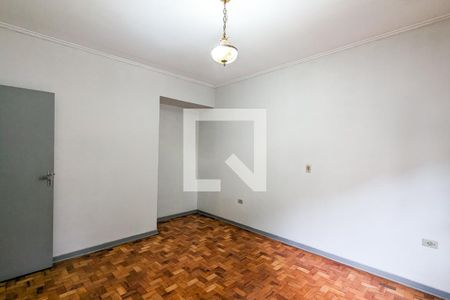 Casa à venda com 265m², 4 quartos e 4 vagas Casa à venda com 265m², 4 quartos e 4 vagasQuarto 4