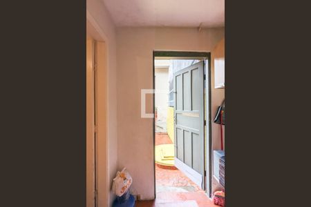 Casa à venda com 265m², 4 quartos e 4 vagas Casa à venda com 265m², 4 quartos e 4 vagasÁrea de serviço da edícula