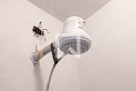 Casa à venda com 265m², 4 quartos e 4 vagas Casa à venda com 265m², 4 quartos e 4 vagasBanheiro da edícula