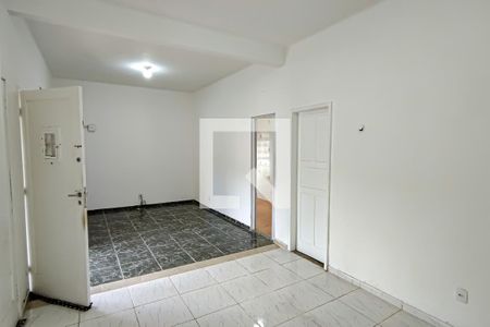 Casa à venda com 550m², 5 quartos e 3 vagas Casa à venda com 550m², 5 quartos e 3 vagassala casa 2
