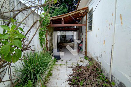 Casa à venda com 550m², 5 quartos e 3 vagas Casa à venda com 550m², 5 quartos e 3 vagasarea 1 casa 2