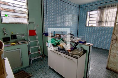 Casa à venda com 550m², 5 quartos e 3 vagas Casa à venda com 550m², 5 quartos e 3 vagascozinha