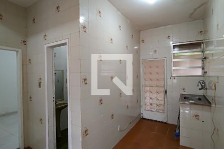 Casa à venda com 550m², 5 quartos e 3 vagas Casa à venda com 550m², 5 quartos e 3 vagascozinha casa 2