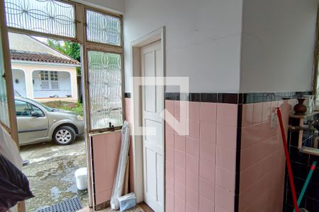 Casa à venda com 550m², 5 quartos e 3 vagas Casa à venda com 550m², 5 quartos e 3 vagasarea de serviço