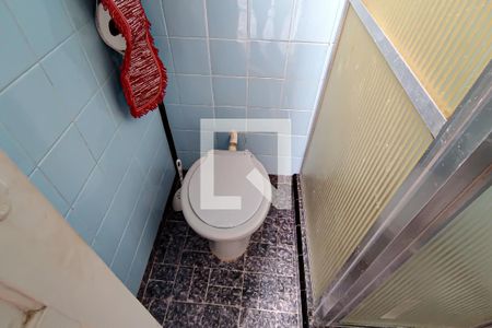 Casa à venda com 550m², 5 quartos e 3 vagas Casa à venda com 550m², 5 quartos e 3 vagasbanheiro 2