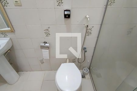 Casa à venda com 550m², 5 quartos e 3 vagas Casa à venda com 550m², 5 quartos e 3 vagasbanheiro 1 casa 2