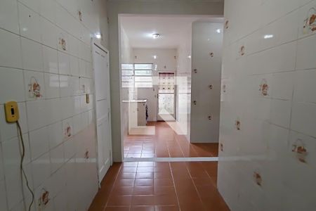 Casa à venda com 550m², 5 quartos e 3 vagas Casa à venda com 550m², 5 quartos e 3 vagascozinha casa 2