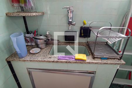 Casa à venda com 550m², 5 quartos e 3 vagas Casa à venda com 550m², 5 quartos e 3 vagascozinha