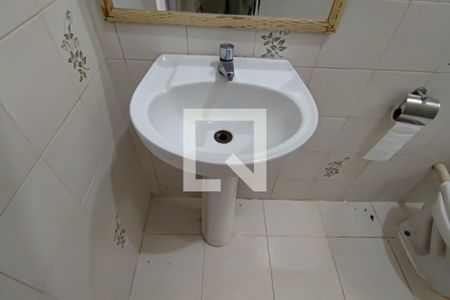 Casa à venda com 550m², 5 quartos e 3 vagas Casa à venda com 550m², 5 quartos e 3 vagasbanheiro 1 casa 2