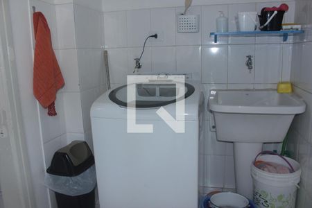 Apartamento à venda com 114m², 2 quartos e sem vagaÁrea de Serviço