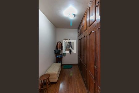 Casa à venda com 400m², 4 quartos e 3 vagas Casa à venda com 400m², 4 quartos e 3 vagasQuarto de Serviço