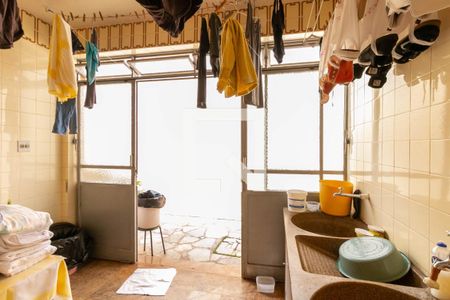 Casa à venda com 400m², 4 quartos e 3 vagas Casa à venda com 400m², 4 quartos e 3 vagasÁrea de Serviço