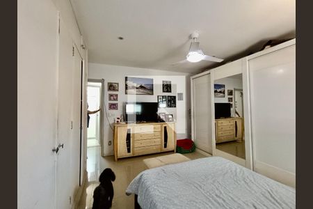 Apartamento à venda com 156m², 3 quartos e sem vagaQuarto