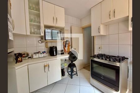 Apartamento à venda com 156m², 3 quartos e sem vagaCopa / Cozinha 