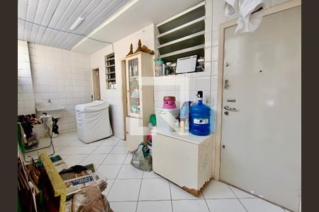 Apartamento à venda com 156m², 3 quartos e sem vagaÁrea serviço 