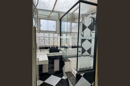 Apartamento à venda com 106m², 3 quartos e 1 vaga Apartamento à venda com 106m², 3 quartos e 1 vagaBanheiro da Suíte