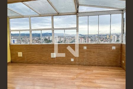Apartamento à venda com 106m², 3 quartos e 1 vaga Apartamento à venda com 106m², 3 quartos e 1 vagaCobertura