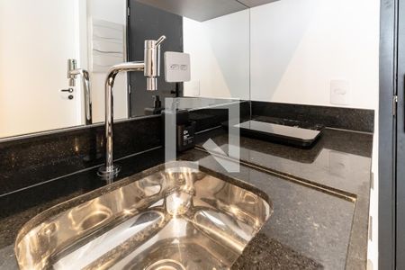 Cozinha de kitnet/studio para alugar com 1 quarto, 25m² em Indianópolis, São Paulo