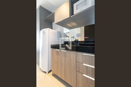 Cozinha de kitnet/studio para alugar com 1 quarto, 25m² em Indianópolis, São Paulo