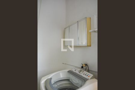 Apartamento à venda com 70m², 2 quartos e 1 vaga Apartamento à venda com 70m², 2 quartos e 1 vagaÁrea de Serviço