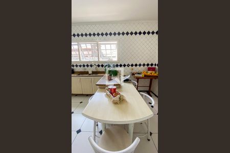 Casa à venda com 400m², 3 quartos e 6 vagasCozinha