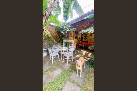 Casa à venda com 400m², 3 quartos e 6 vagasJardim - Quintal - Churrasqueira