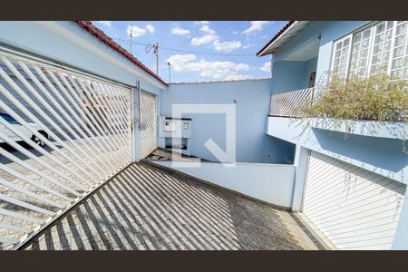 Casa à venda com 400m², 3 quartos e 6 vagasGaragem - Quintal