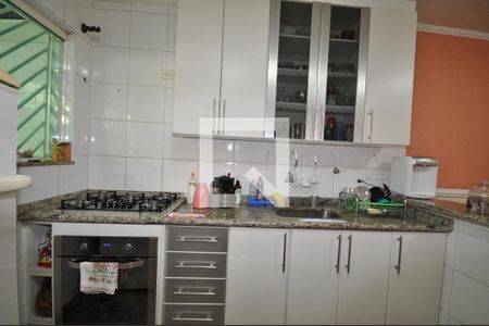 Casa à venda com 112m², 3 quartos e 2 vagasCozinha