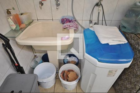 Casa à venda com 112m², 3 quartos e 2 vagasÁrea de Serviço