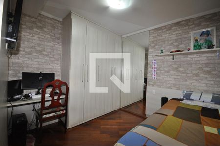 Casa à venda com 112m², 3 quartos e 2 vagasQuarto 3