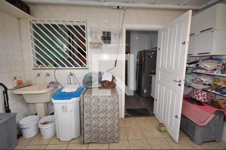 Casa à venda com 112m², 3 quartos e 2 vagasÁrea de Serviço