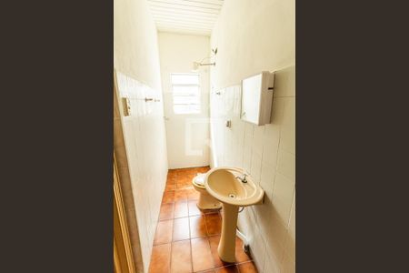 Banheiro de casa para alugar com 1 quarto, 40m² em Santa Teresinha, Santo André